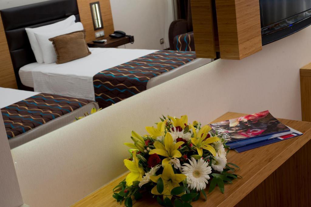 North Point Hotel Денизли Екстериор снимка
