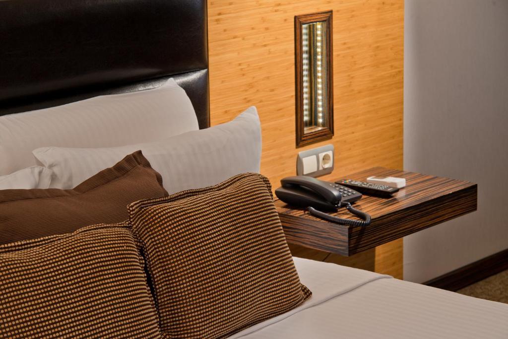 North Point Hotel Денизли Екстериор снимка
