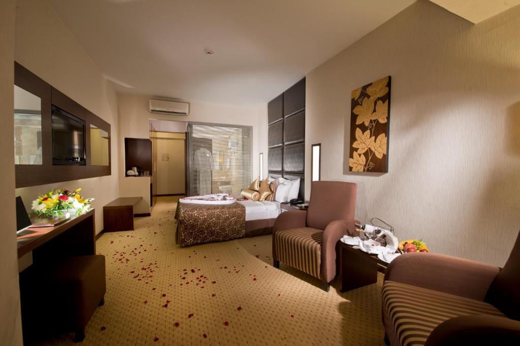 North Point Hotel Денизли Стая снимка